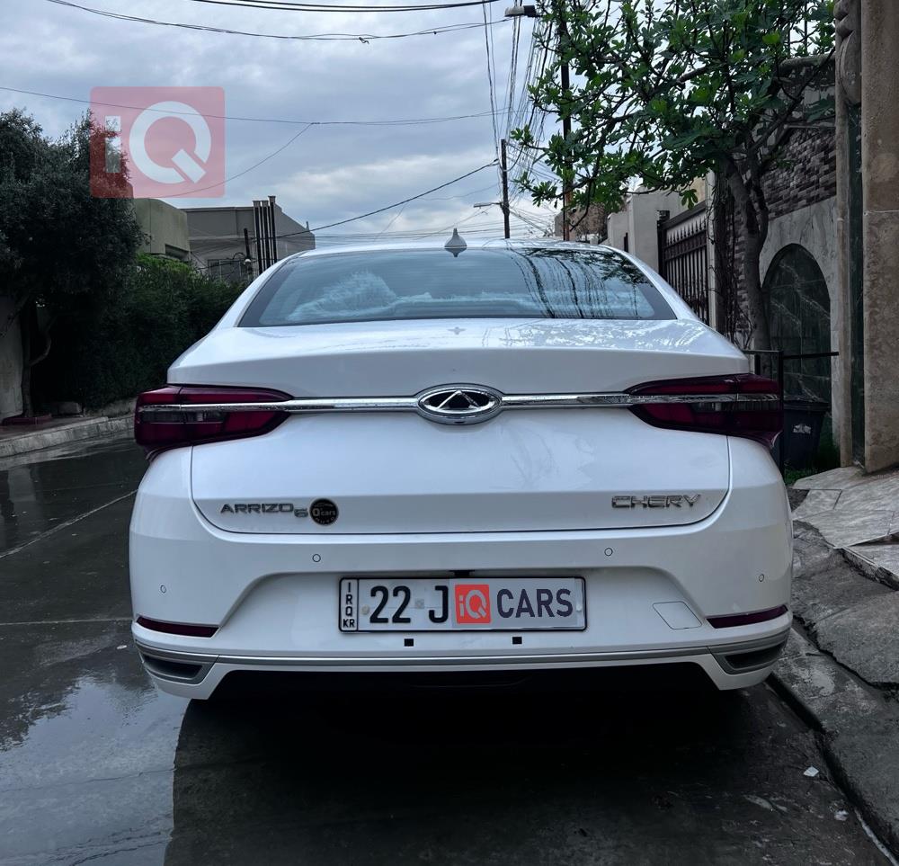 شيري أريزو 6